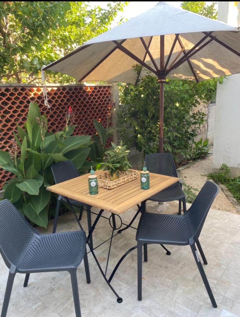 Apartman Ivan Vir Luaran gambar